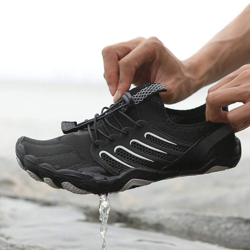 New Men Water Shoes Aqua Shoes - Aquatic Sports Shoes ulasan dan harga